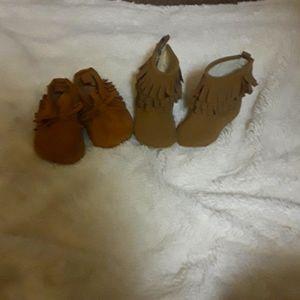 Set of 2 pair of moccasins